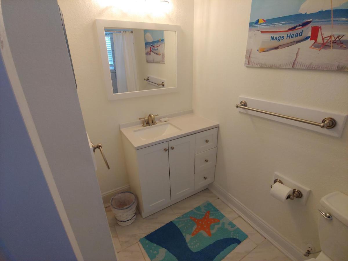 2508 Beach Rd, Semi-Oceanfront, Pool/Hot Tub Nags Head Dış mekan fotoğraf